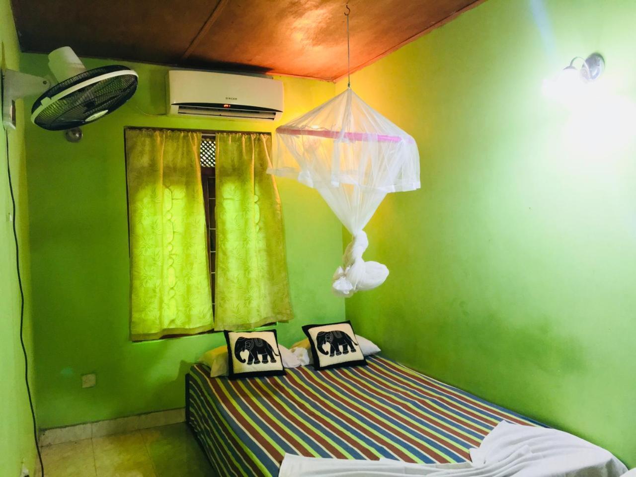 The Nilmini Lodge Sigiriya Eksteriør bilde